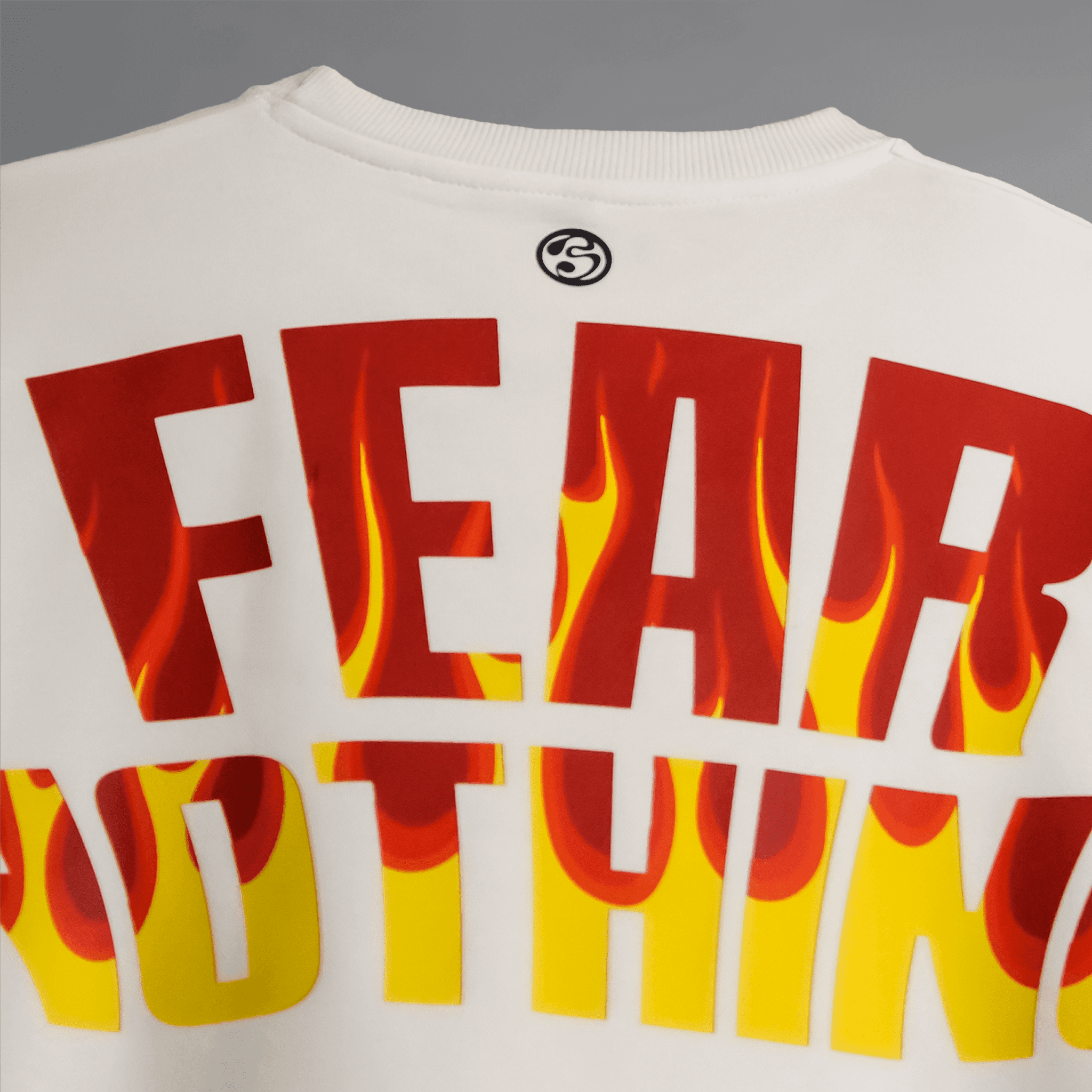 Fear Nothing " Lion " off-white Blumun oversized (loose fit) drop shoulder t-shirt.